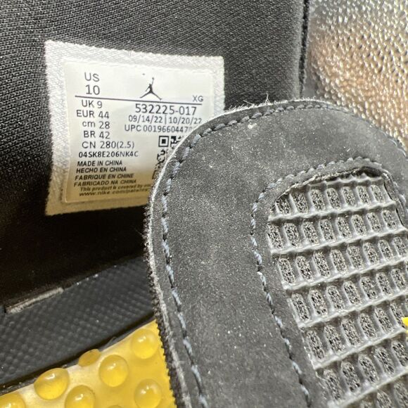 Jordan Mens Size 10 Hydro IV 4 Retro Black Tour Yellow 532225-017 Shoes Sandals main image 8